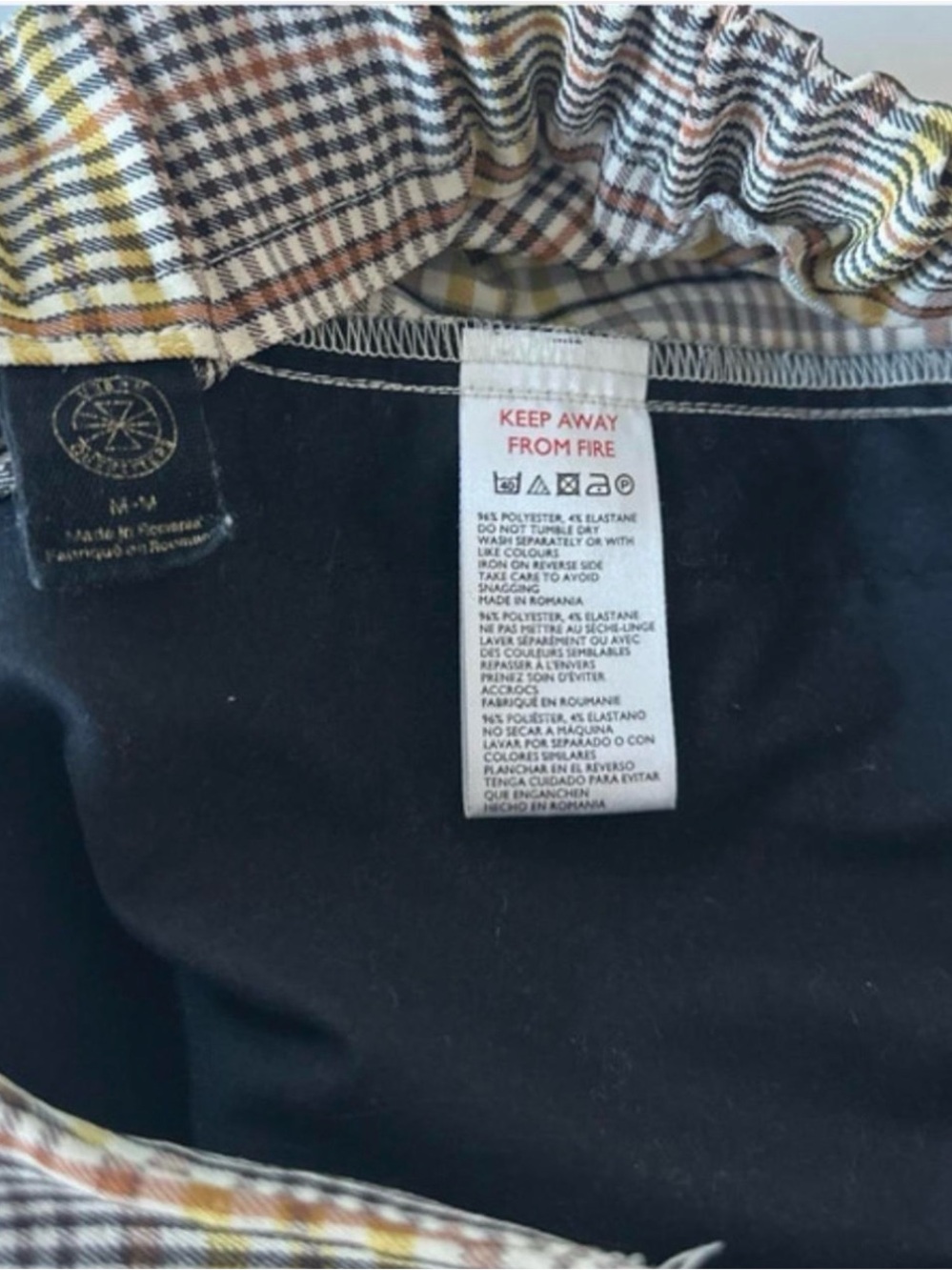 Urban Outfitters Arlo Pleated sz Med plaid pants EUC - Picture 6 of 8